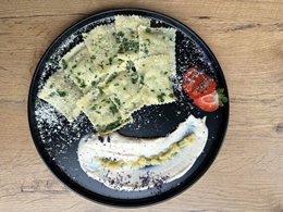Ravioli z maskarpone i szparagami w sosie cytrynowym 8 szt.